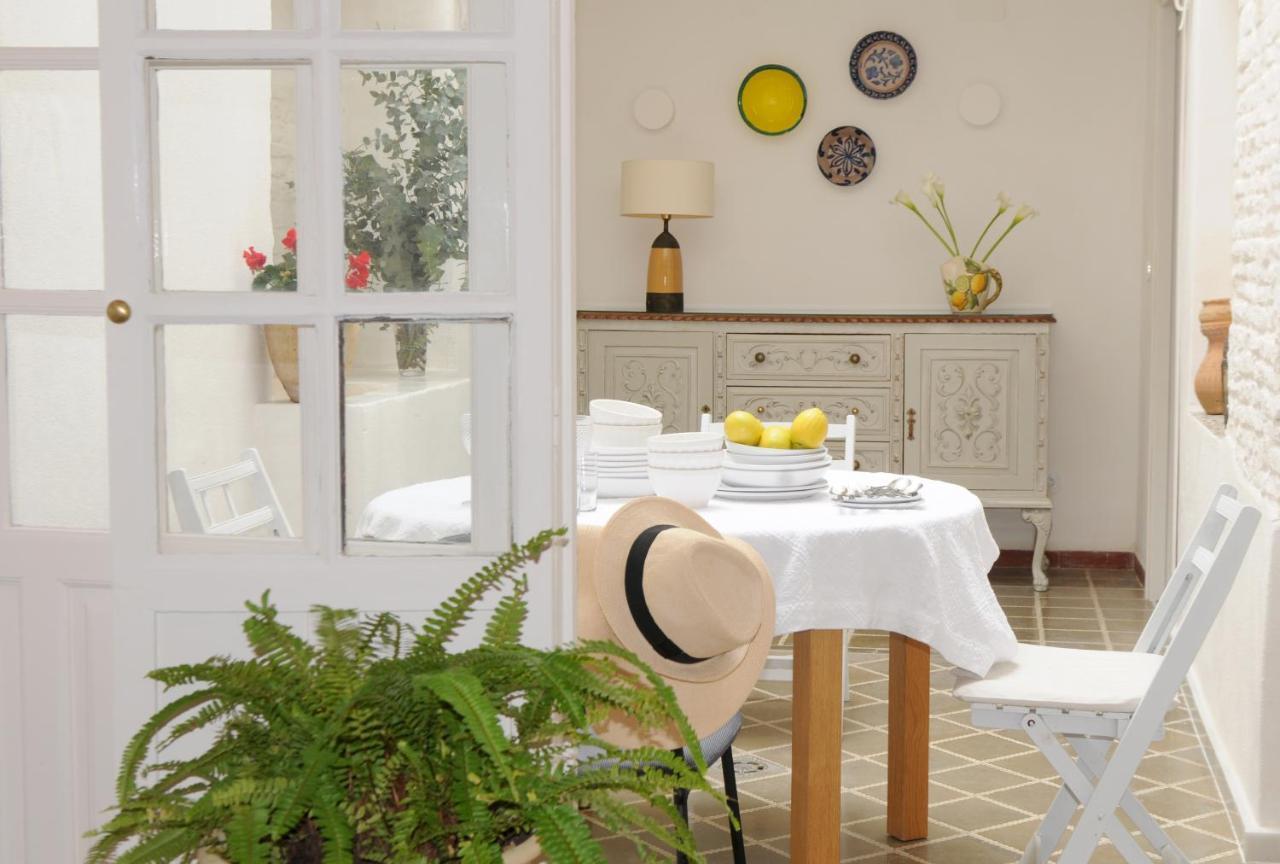 Casa Leon Blanco Carmona Reformada Centrica Con Chimenea Y Terraza Con Vistas Villa Eksteriør billede