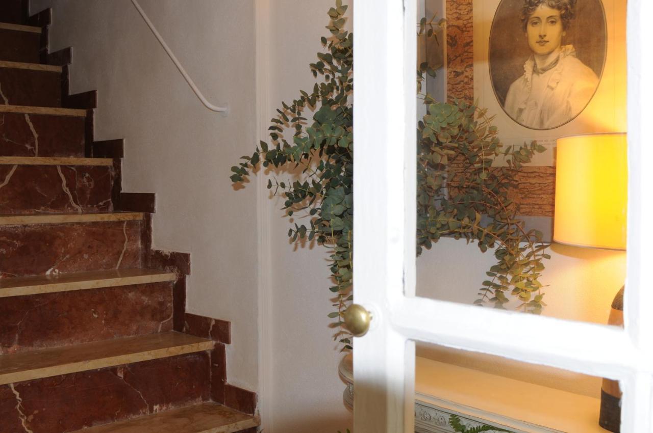 Casa Leon Blanco Carmona Reformada Centrica Con Chimenea Y Terraza Con Vistas Villa Eksteriør billede